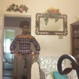 Meet your Posher, Karmel